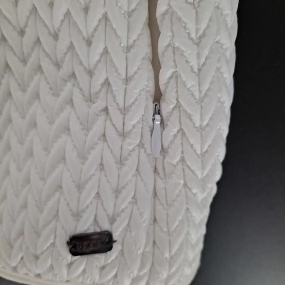 Dkny White Vest‎ with Zipper Pockets Size Medium